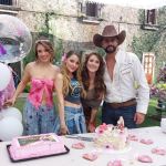 Mariluz Bermúdez estuvo acompañada por sus compañeros de elenco. En la gráfica, de izquierda a derecha, Rocío de Santiago, Mariluz Bermúdez, Kimberly Dos Ramos y Christian de la Campa.
