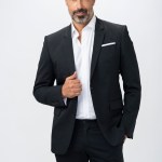 Ximena Córdoba, Luciana Sismondi, Carlos Arenas y Marie Claire conducirán los Premios Juventud 2025.