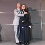 Claudia Ramírez es Doña Meche y René Casados, Don Leo.